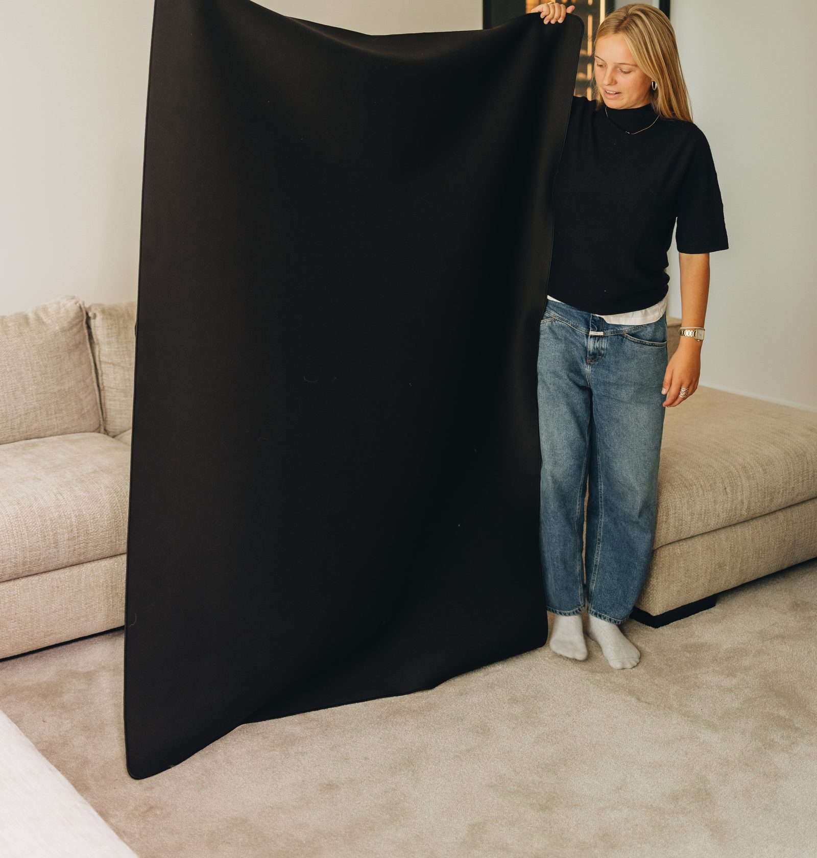 A Puzzlup mat held open to show its full size